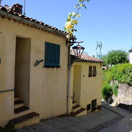 Grilaf - Au Coeur Du Village Typique De Coquet Apartment