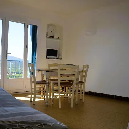 Apartment Grilaf - Au Coeur Du Village Typique De Coquet